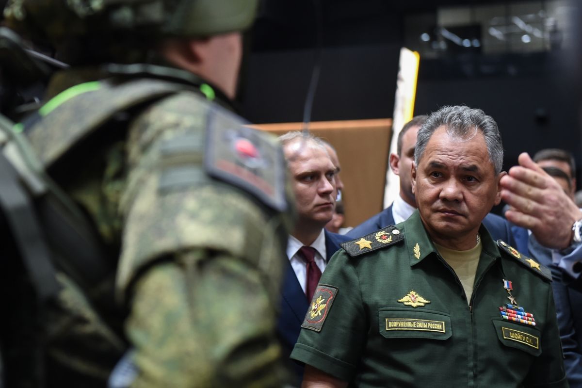Russia to beef up western, eastern borders amid tensions