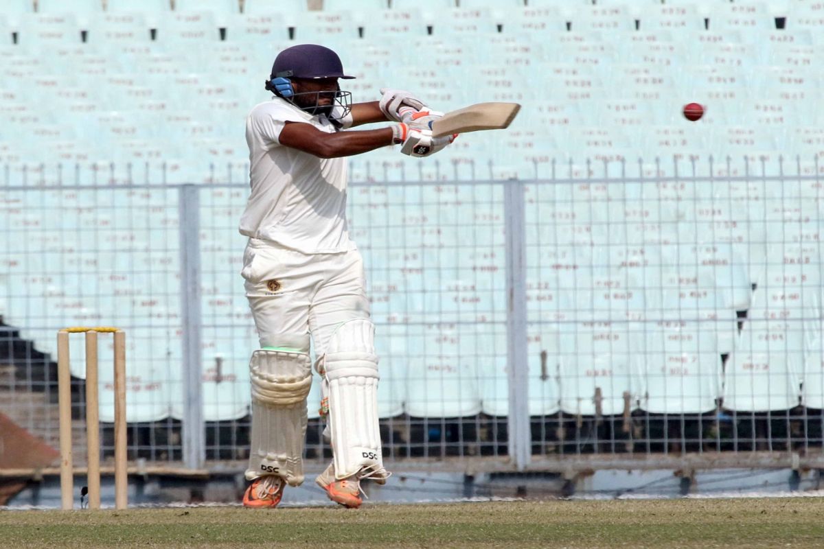 Uncapped Jalaj Saxena enters elite list in first-class cricket