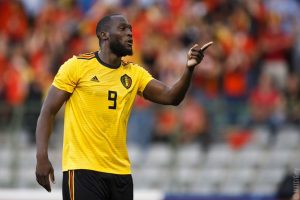 Manchester United levy £400,000 fine on Lukaku for refusing to report for training