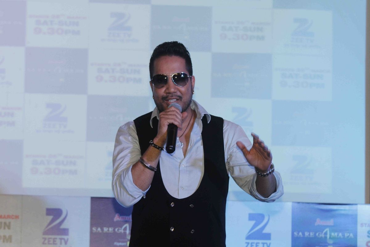 Mika Singh turns rapper for TV show