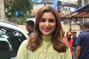 Parineeti starts shooting for ‘The Girl On The Train’