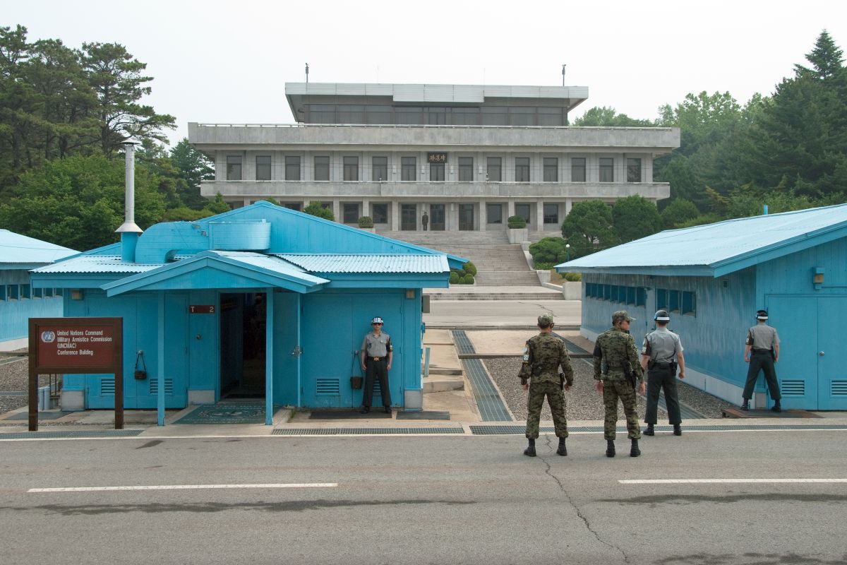 N Korean soldier defects after crossing demilitarized zone, says South