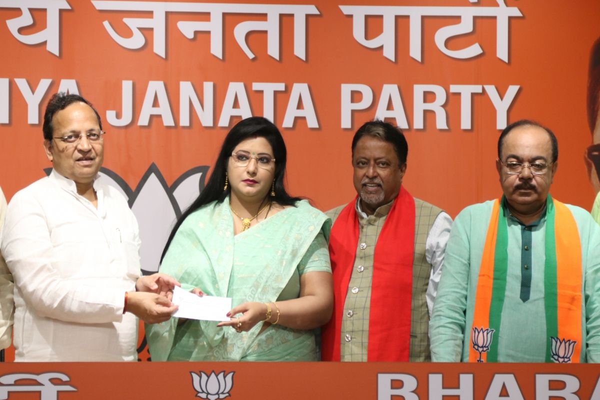 Baisakhi Banerjee, Sovan Chatterjee threaten to leave BJP