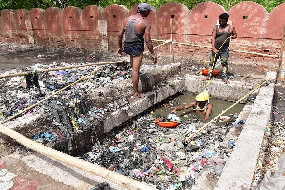 Four sanitation workers die cleaning septic tank in Bihar