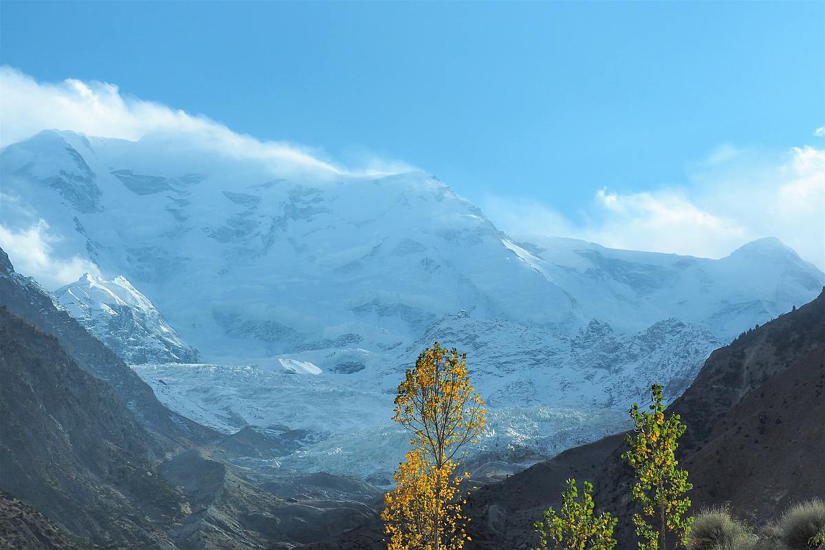 The polluted glaciers
