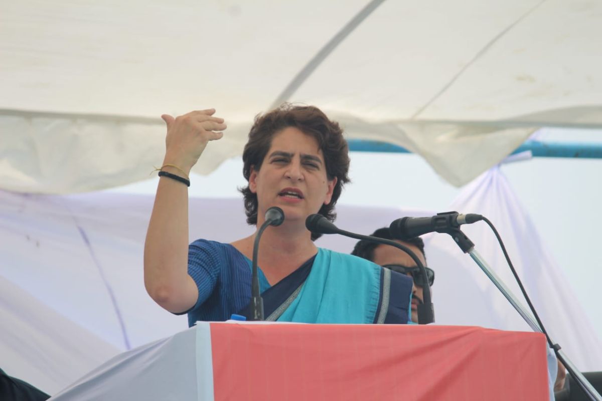 Priyanka Gandhi accuses UP Government of using farmers for advertisement
