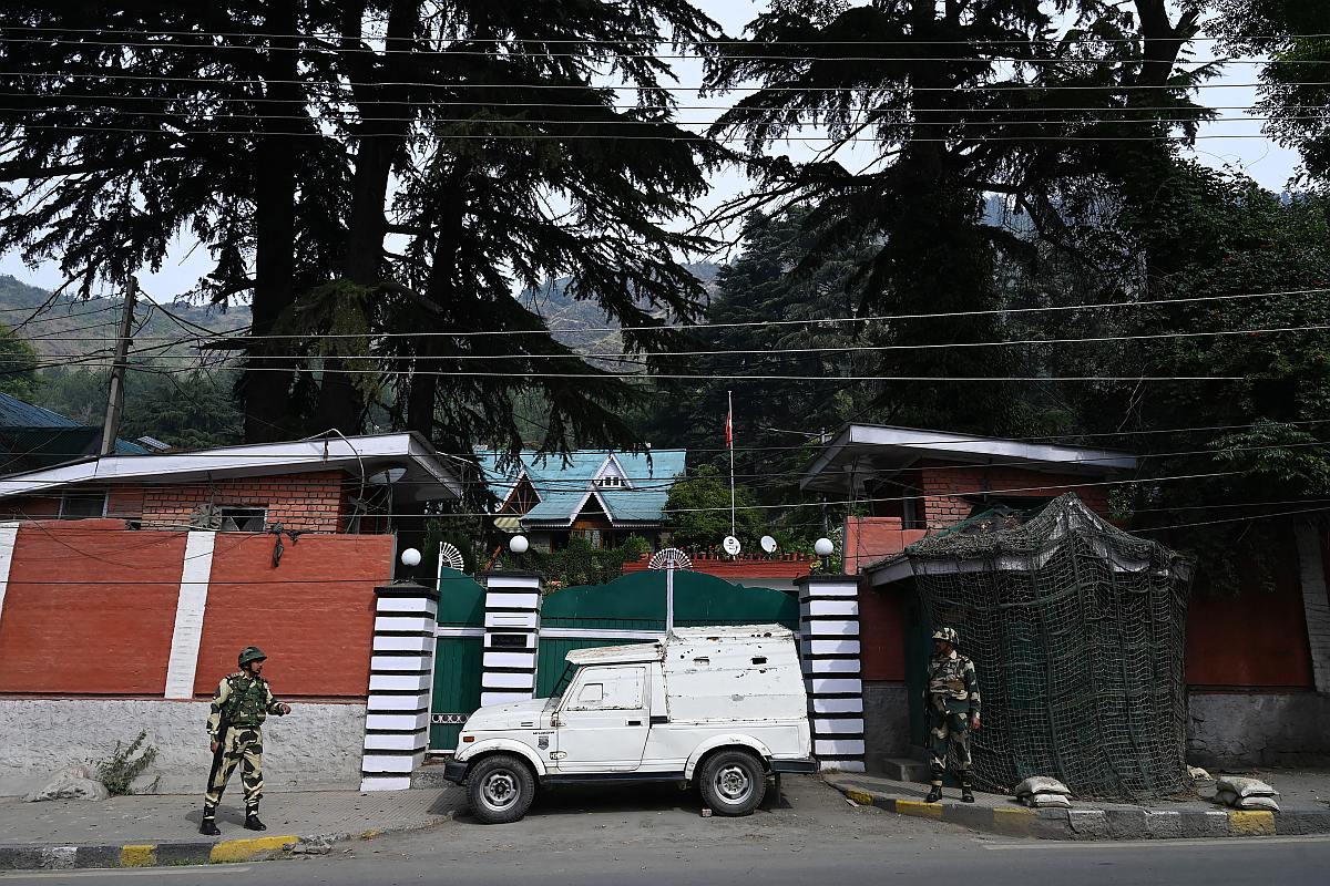 Jammu and Kashmir administration to release three local leaders from detention today