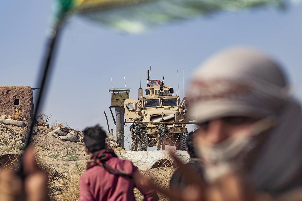 United States pulls out from northern Syria, allows Turkish troops to take over