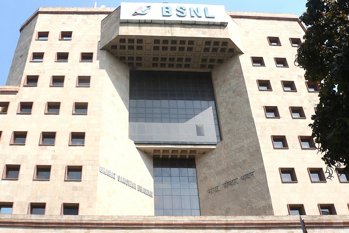 BSNL to issue salaries before Diwali after employees threaten to hold hunger strike