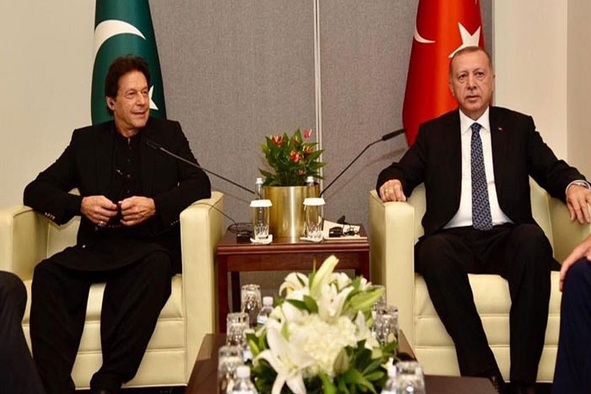 Turkey building naval warship for Pak, says will continue to raise Kashmir issue