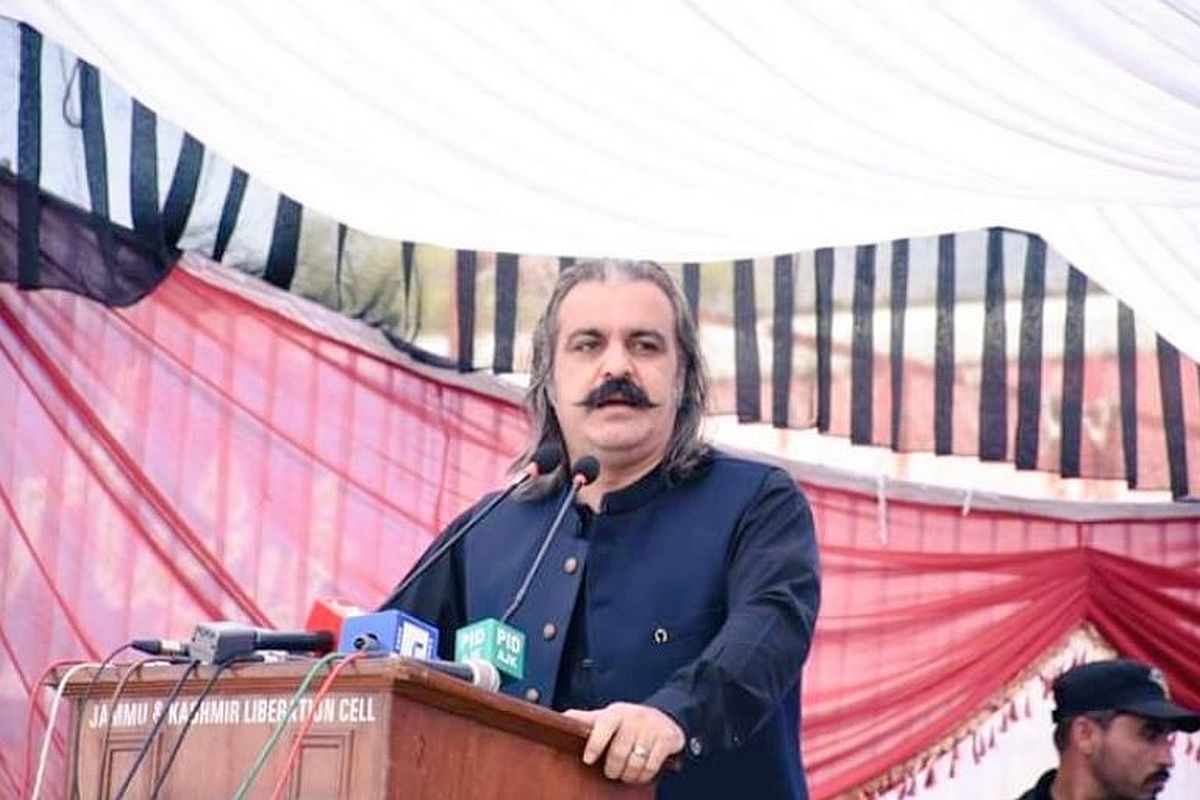 Countries backing India on Kashmir will be ‘hit by missile’: Pak minister rakes up nuke threat