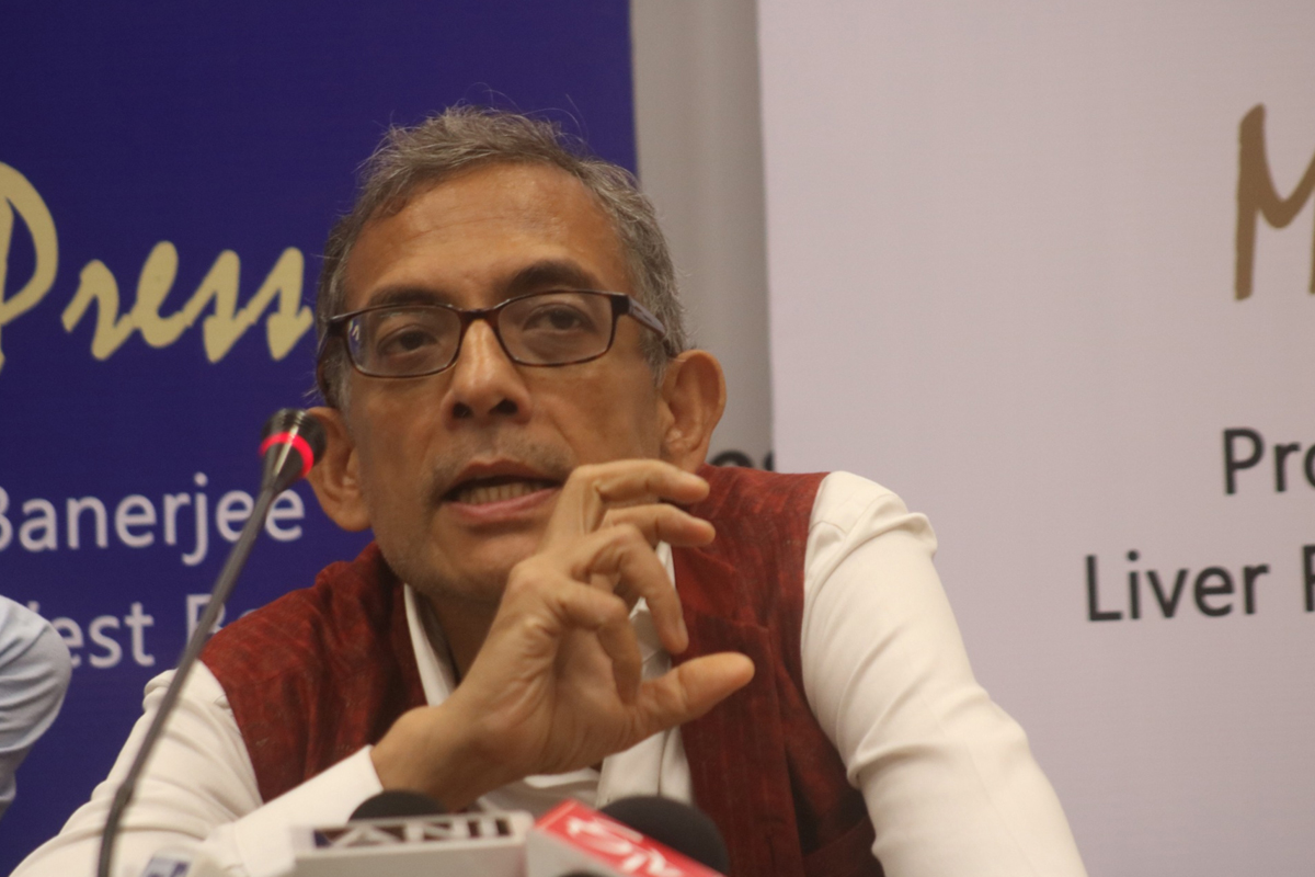 Abhijit Banerjee advises state to make masks compulsory