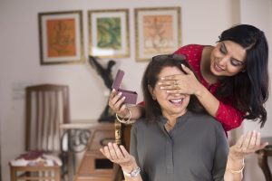 Karwa Chauth 2019: Gift ideas for mother-in-law