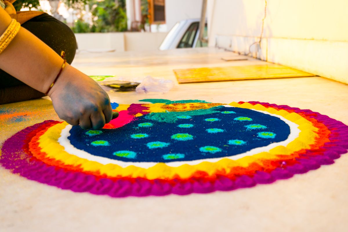 Diwali 2019: Simple rangoli designs to decorate your home - The ...