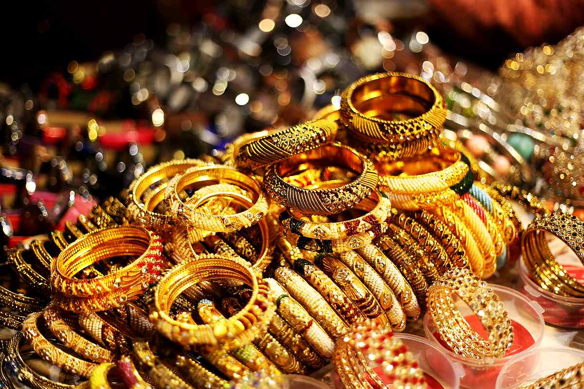 Dhanteras Gold Offers 2019: Grab best deals on Gold, Diamonds and Silver at Top Brands