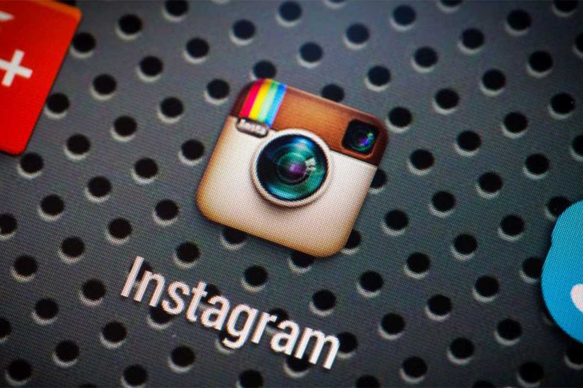 Instagram goes dark with the latest update on iOS 13, Find out how you can enable it