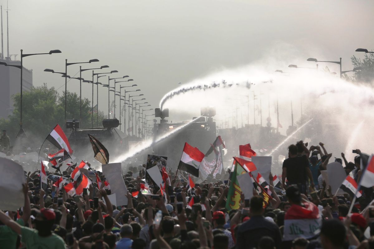 Iraqi PM Abdul Mahdi orders curfew lift in Baghdad amid protests