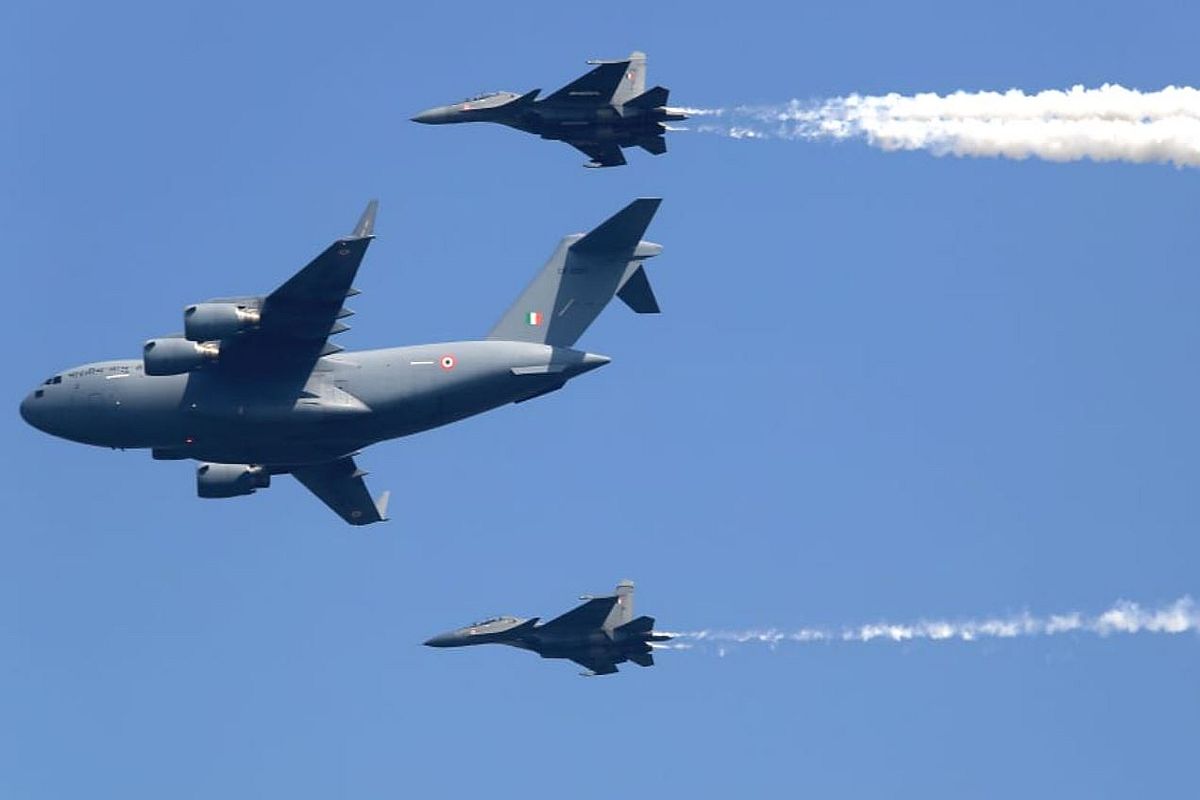 Abhinandan, Balakot heroes enthrall audience with flypast on Air Force Day; PM, President wish air warriors