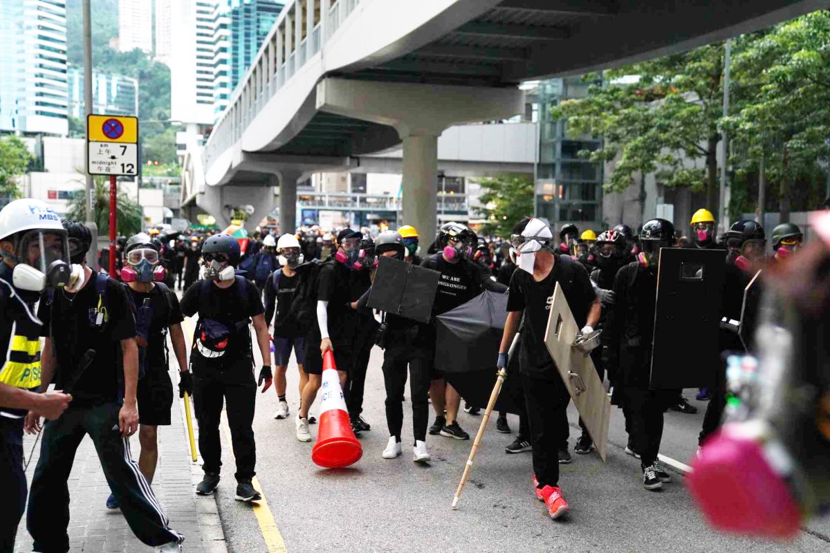 Hong Kong block Sunday protest march against mask ban