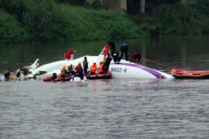 6 killed in Taiwan bridge collapse