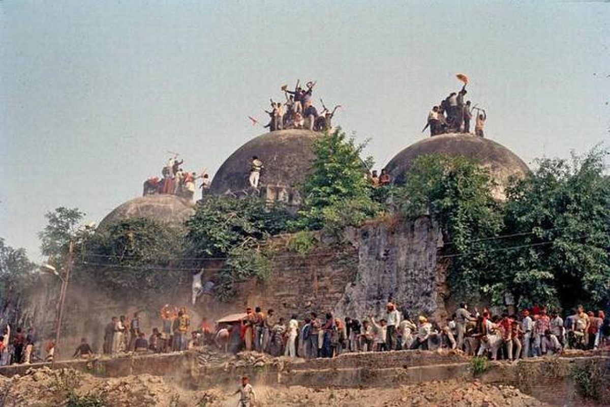 Placing of idols inside Babri Mosque in 1949 led to Ayodhya litigation: SC