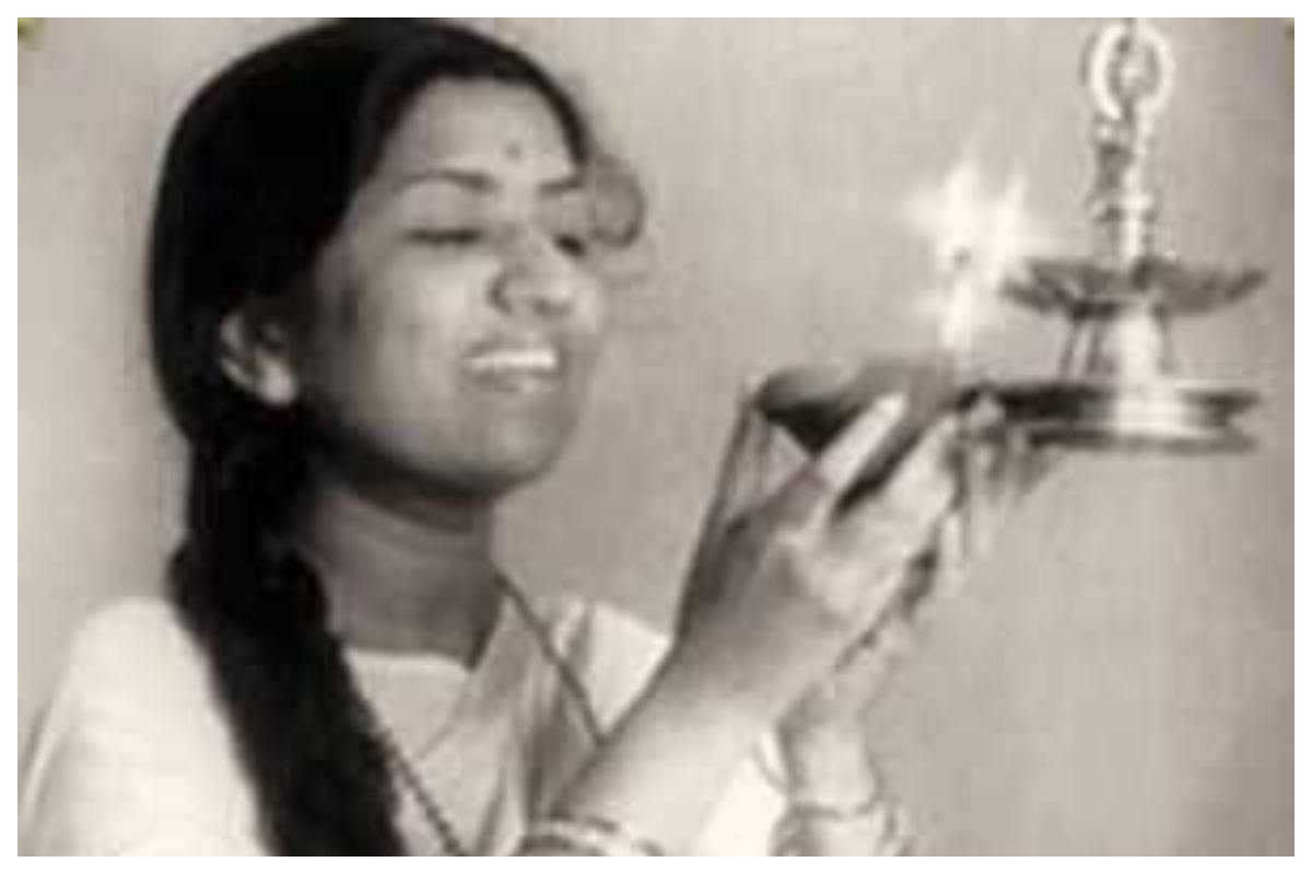 Lata Mangeshkar, singer, Covid - 19