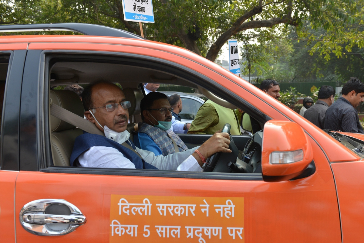 Ajay Maken slams Vijay Goel for violating Odd-Even, says ‘grow up’