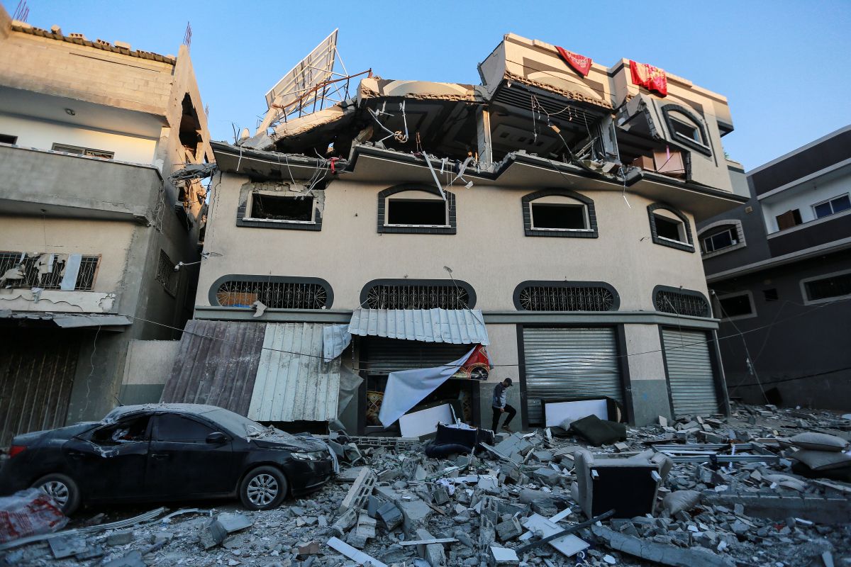 Israel-Gaza ceasefire strained by rockets, airstrikes