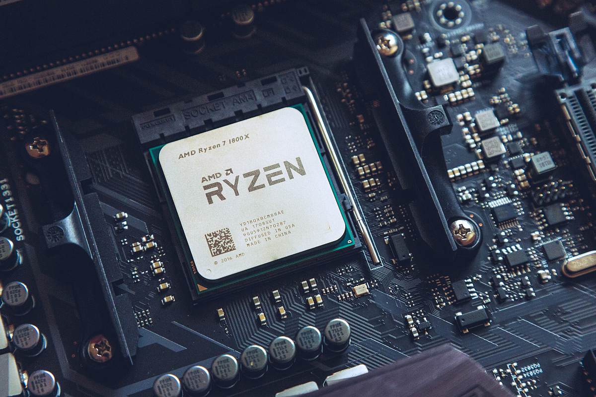 AMD’s Ryzen 9 may pack GPU to keep Intel on edge: Reports