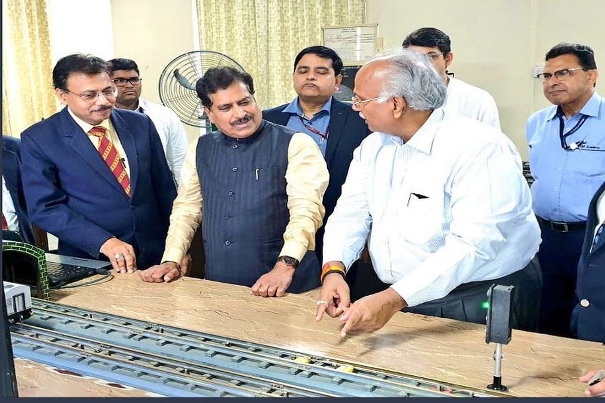 Airports, trains full, people getting married: Minister Suresh Angadi on economic slowdown