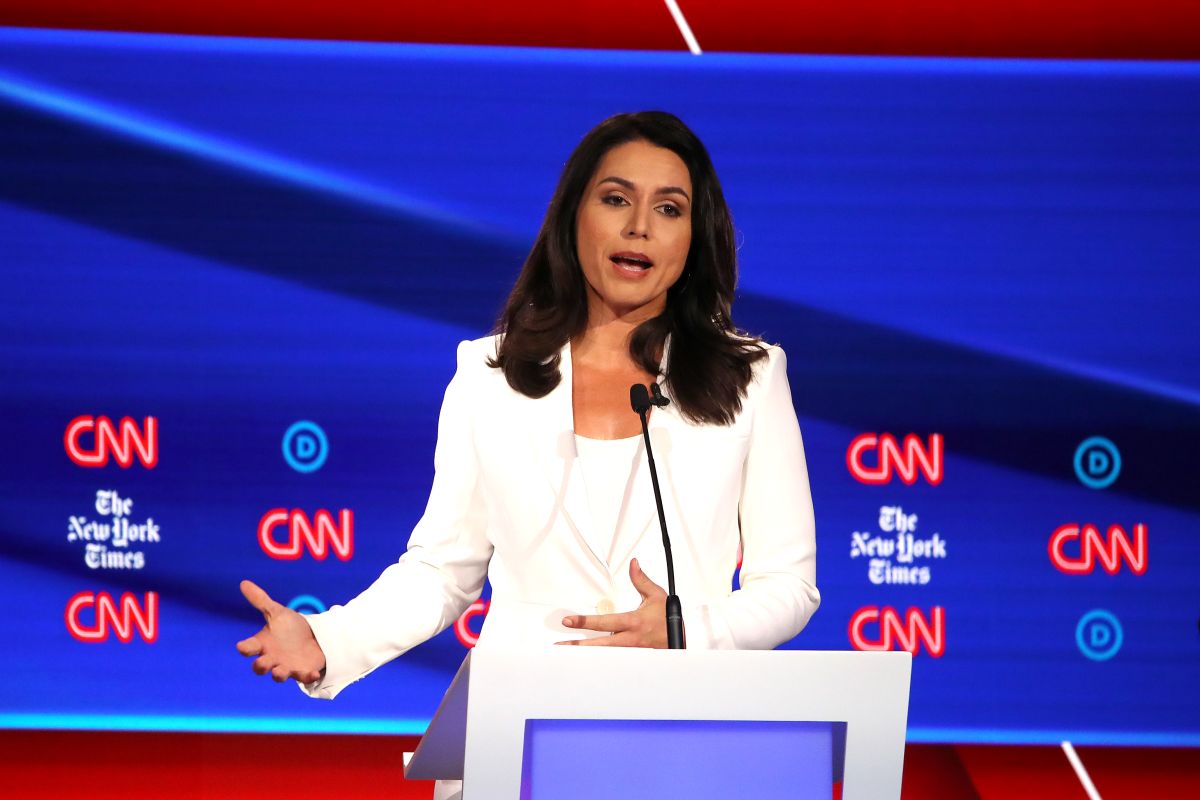 Kamala Harris, Tulsi Gabbard spar at US democratic presidential debate