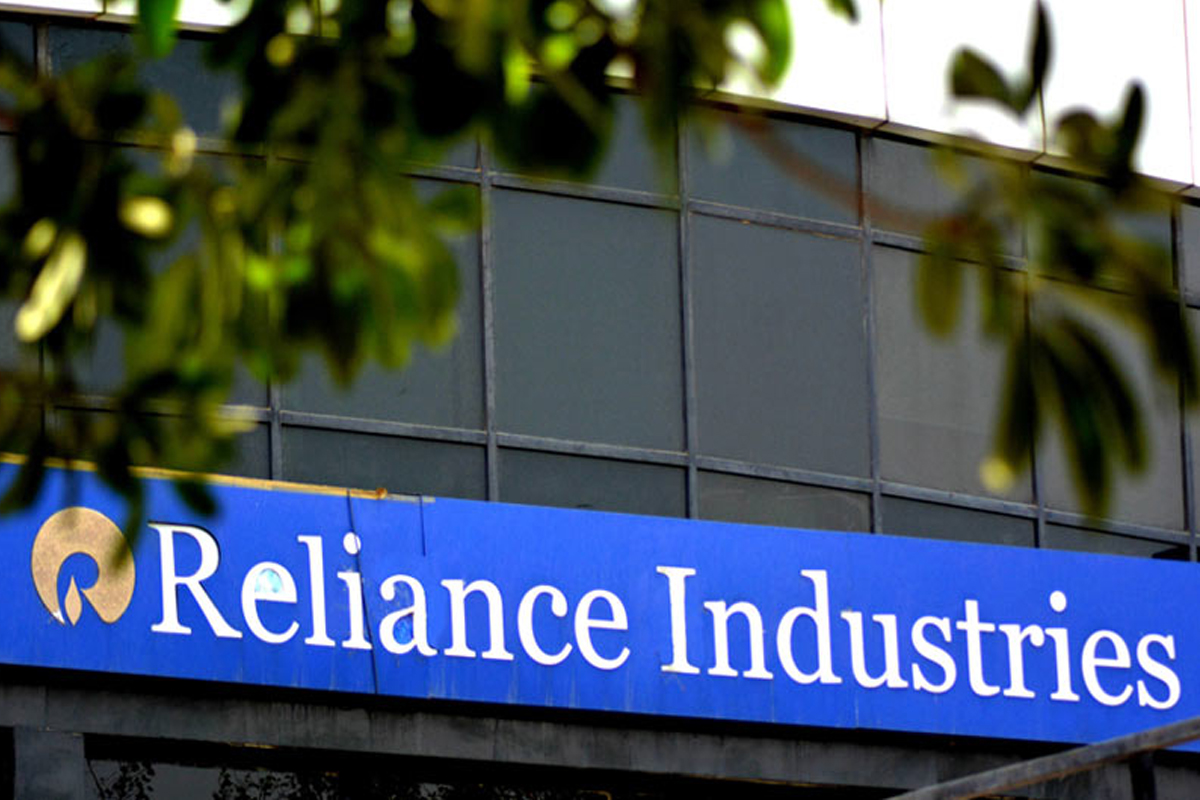 Reliance Industries achieves another milestone, crosses market capitalization Rs 10 lakh crore
