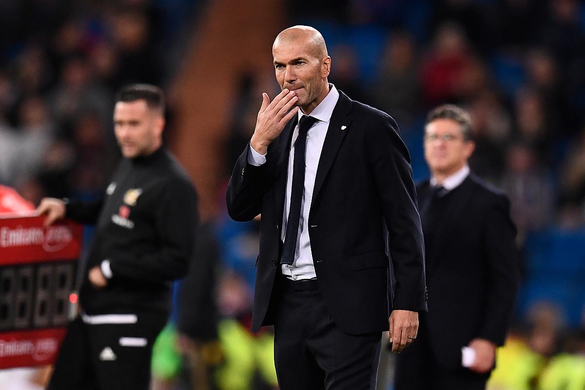 Real Madrid offered this Premier League midfielder by agent: Reports
