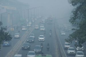 No improvement in Delhi air quality as AQI hovers around 500