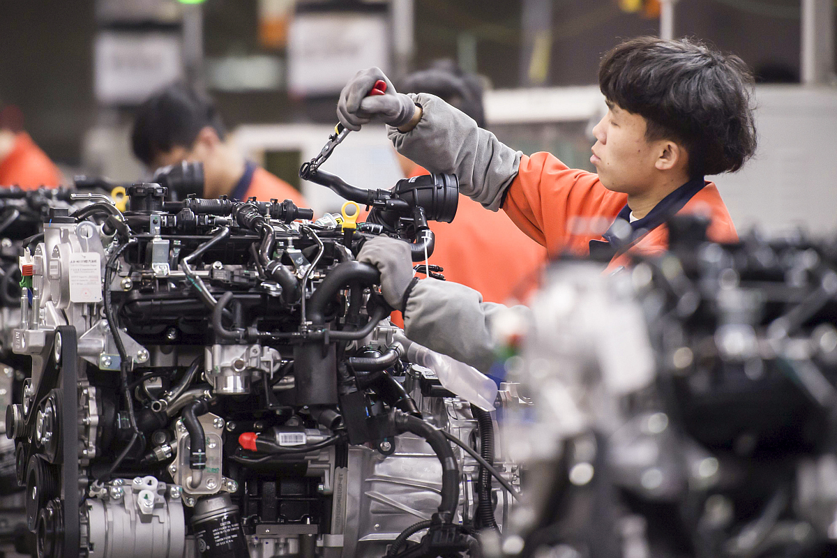 China factory activity expands in seventh month after 6-month losing streak