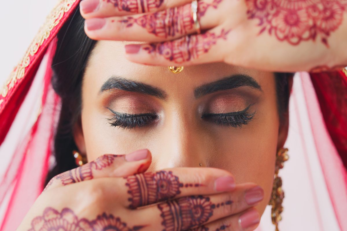 Wedding essentials for women with dusky complexion