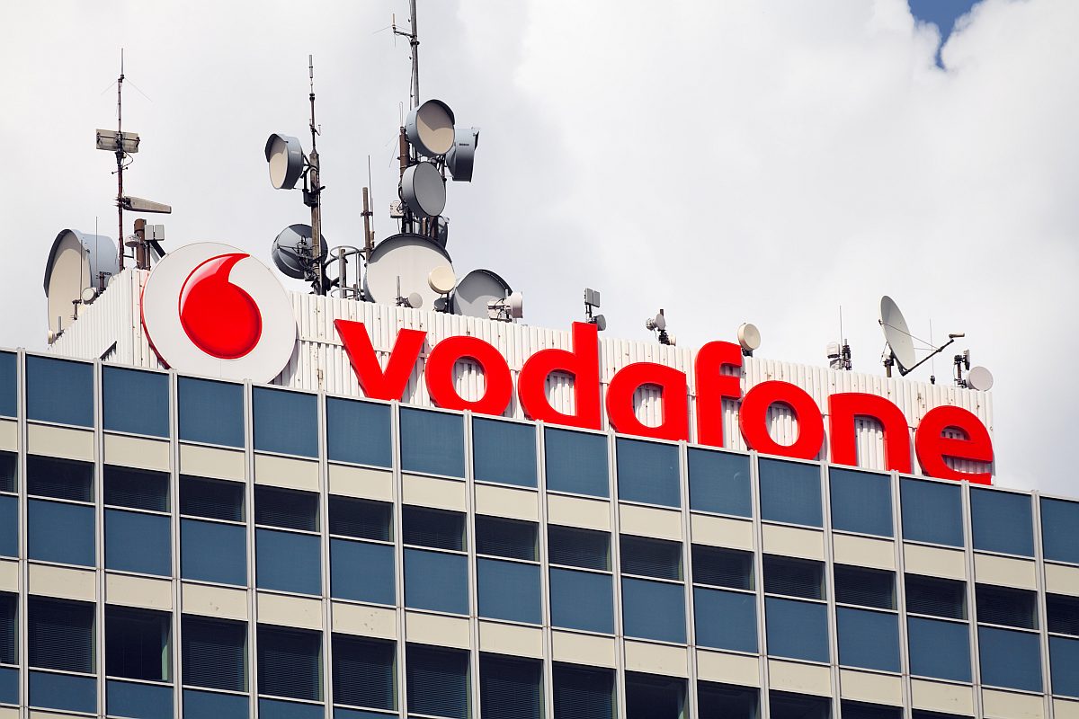 Vodafone Idea crashes 20%, Bharti Airtel down 5% following DoT circular