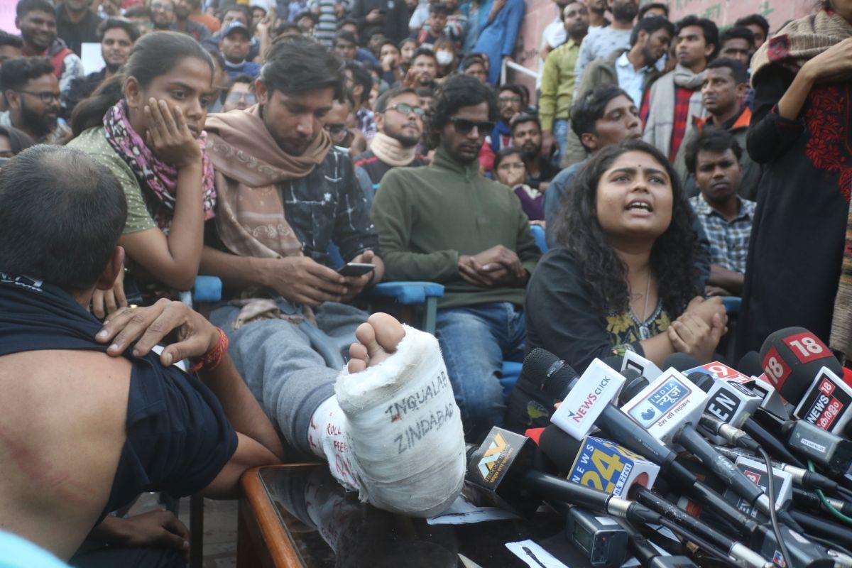 Ready to undertake parliament march 10 times if demands not met: JNUSU