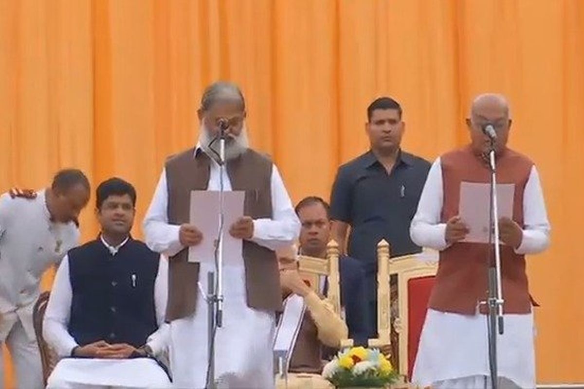 Haryana 10 Ministers Take Oath In Manohar Lal Khattar S 17 Day