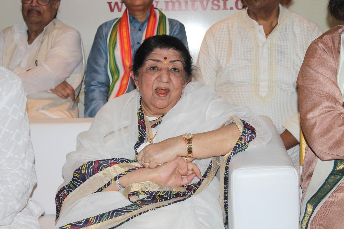 Hema Malini, Adnan Sami pray for speedy recovery of singer Lata Mangeshkar