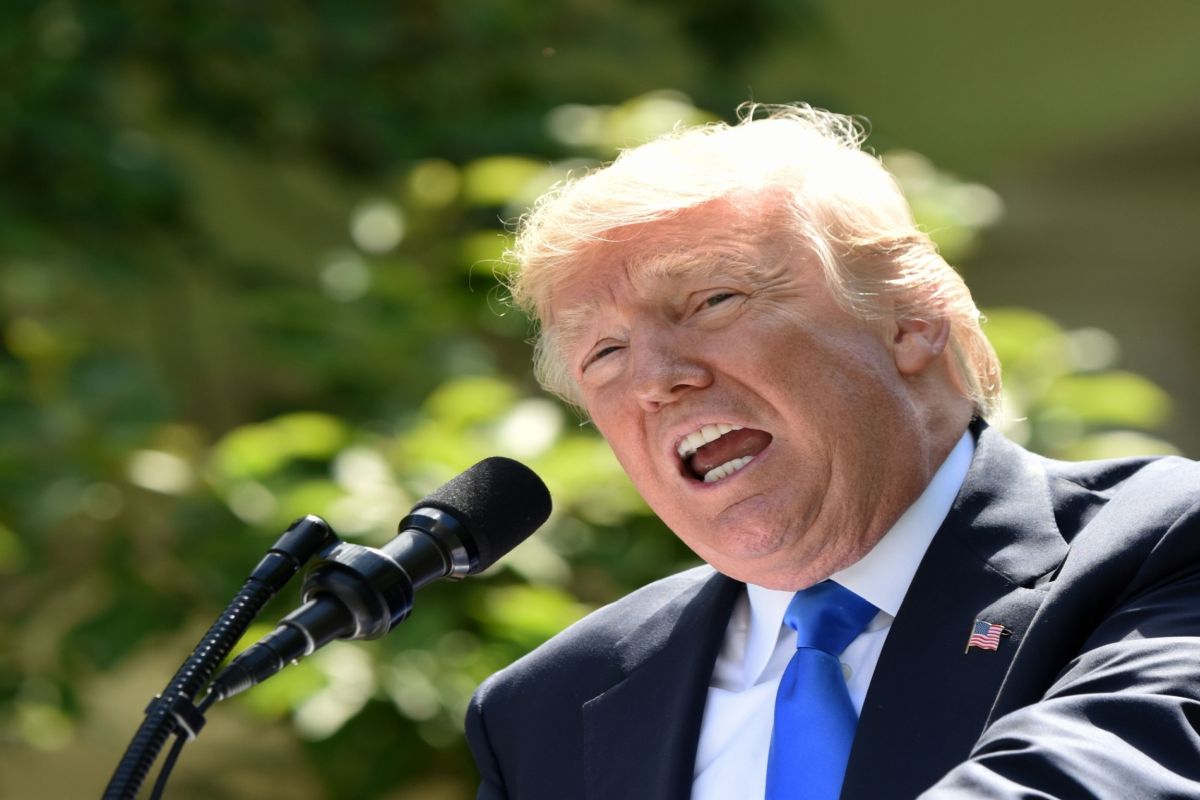 Donald Trump plans to release transcript of April Ukraine call today