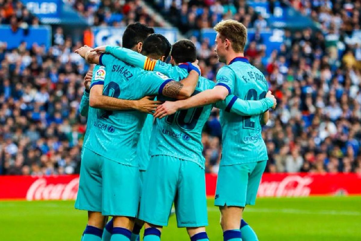 Barcelona beat Real Madrid to emerge the world’s highest paying football team