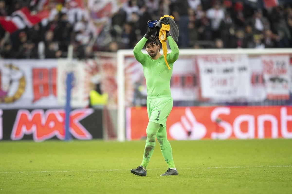 Alisson Becker does not want defensive standards to drop after Salzburg win