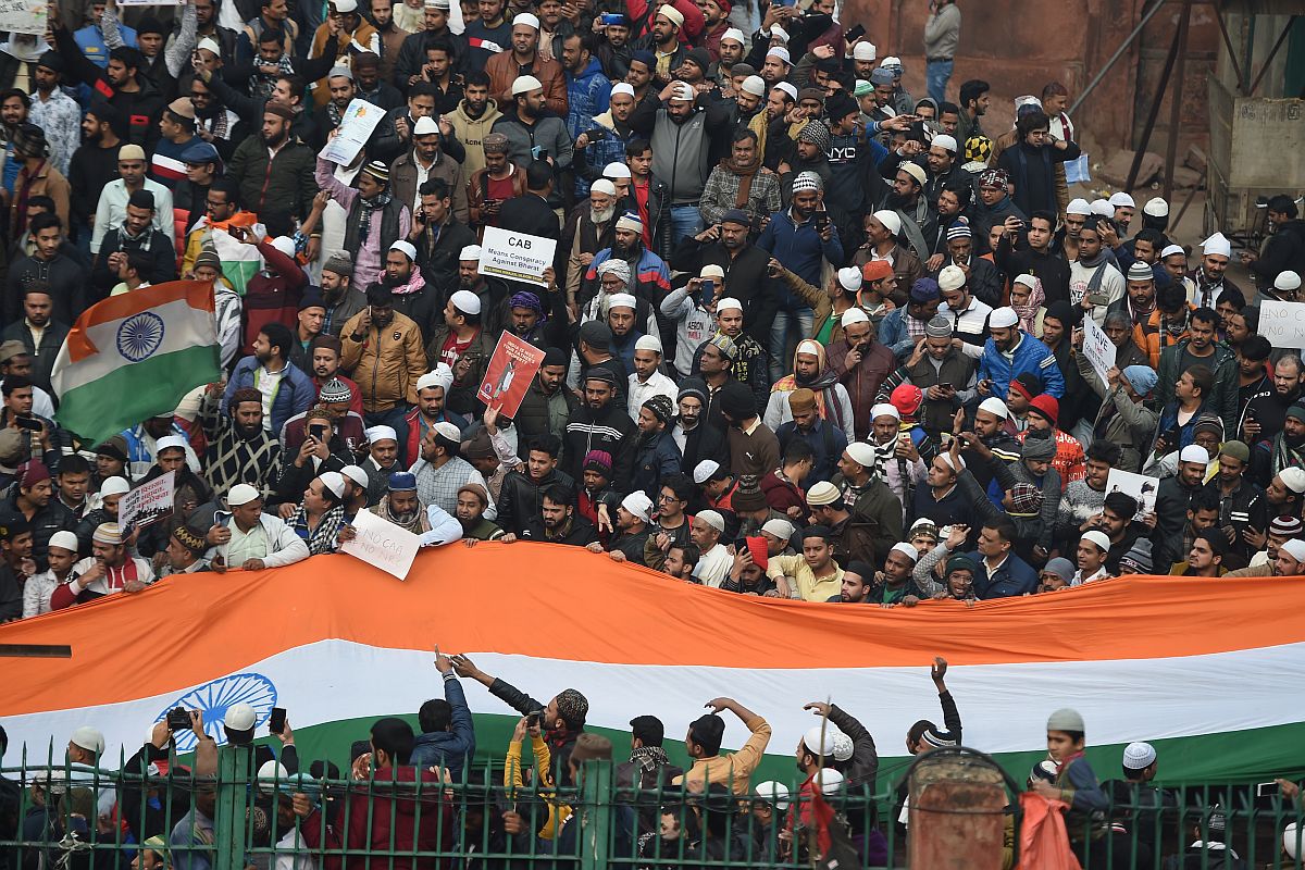 Security beefed up ahead of Friday prayers, Section 144 imposed near Red Fort, northeast Delhi