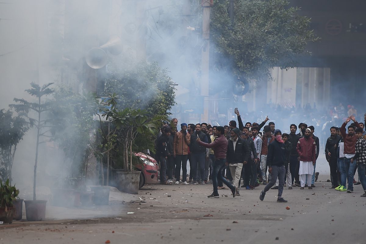 CAA protests: 6 arrested for arson, violence in Northeast Delhi; Section 144 imposed