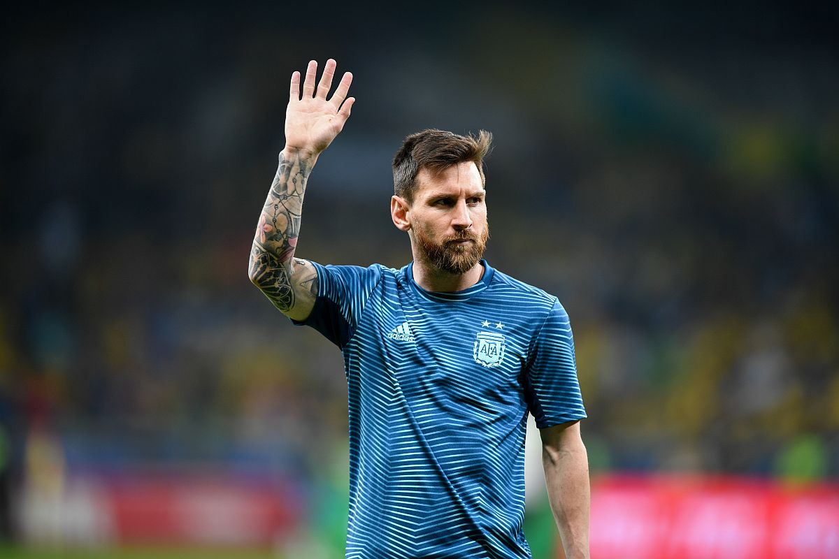 Lionel Messi donates half a million euros to hospitals in Argentina