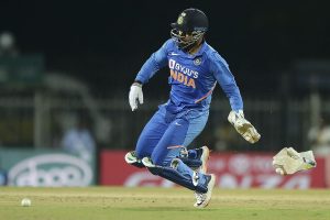 India’s catching woes continue in third ODI