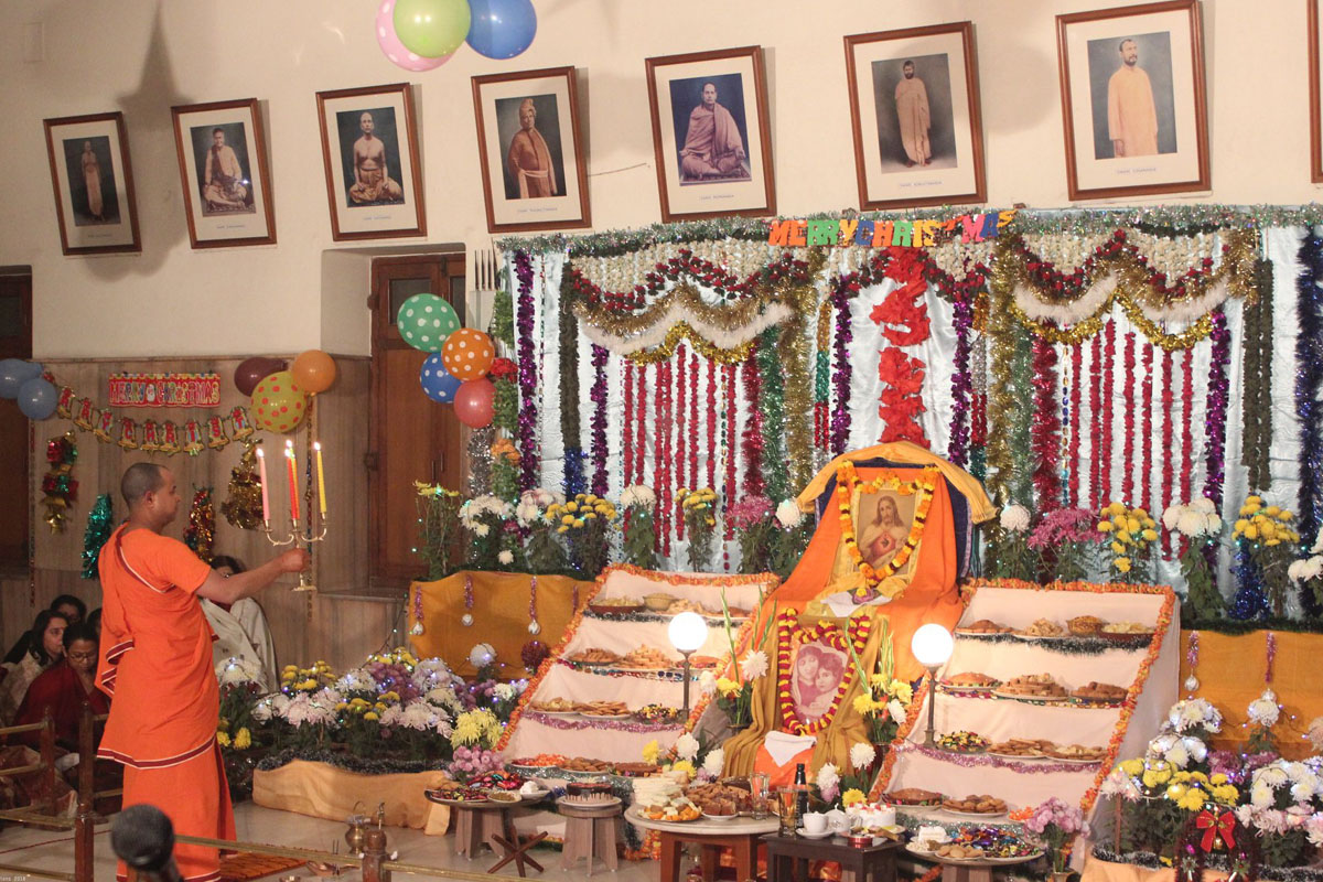 Ramakrishna Math and Ramakrishna Mission celebrate Christmas Eve