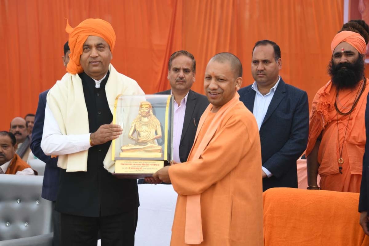 Himachal, Gorakhnath Peeth, Shimla, Jai Ram Thakur, Gorakhpur, Uttar Pradesh, Yogi Adityanath, Himachal Pradesh
