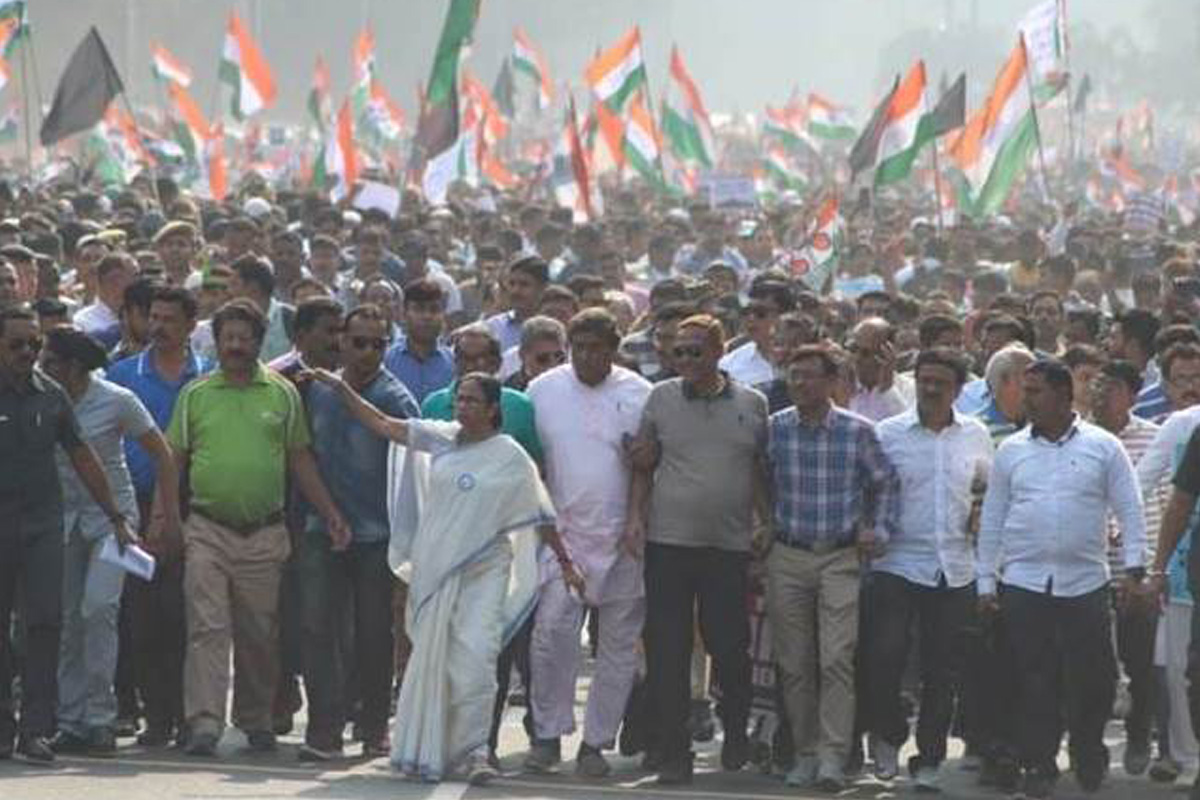 Mamata, Kolkata, Citizenship Amendment Act, CAA, NRC, Mamata Banerjee, Bengal, Jamia Millia Islamia, BJP, TMC, Ram Nath Kovind, Narendra Modi, West Bengal